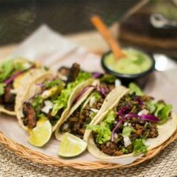 Rincón Vegano. Leña & carbón.