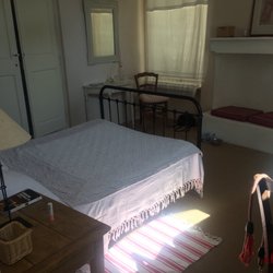 Chambre d'Hôtes le Lavoir - Chambre du bas, parfaite pour nous deux et notre petit chien!