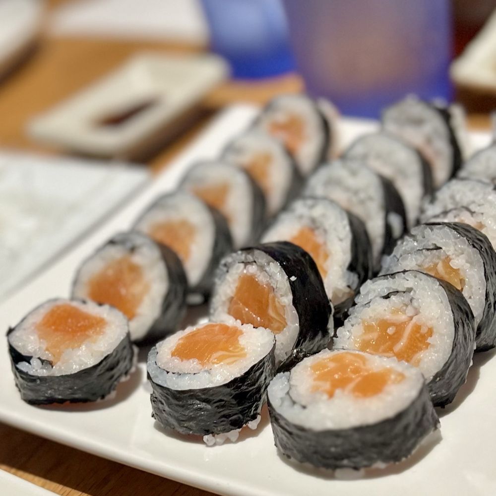Sushi Dake - Salmon sushi - we ordered hand rolls, but got this. Still was delicious - Japanese Near Me - Burbank, California Sushi Dake - Salmon sushi - we ordered hand rolls, but got this. Still was delicious - Japanese Near Me - Burbank, California