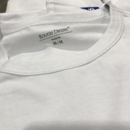 Double stitching in a shirt for a bargain price. Double stitching in a shirt for a bargain price.