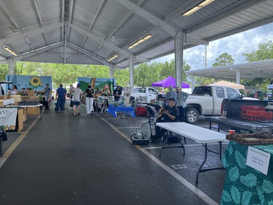 Alachua County Farmers' Market by null