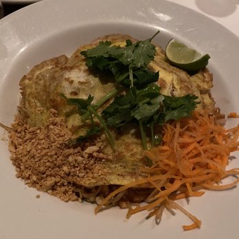 Silli Kori - Pad Thai - Thai Near Me - Chicago, Illinois
