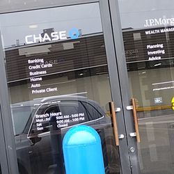 Chase Bank - Bank hours