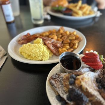 Native Son OC - Home fry potatoes, SO GOOD!!!! - Beer Gardens Near Me - Santa Ana, California Native Son OC - Home fry potatoes, SO GOOD!!!! - Beer Gardens Near Me - Santa Ana, California