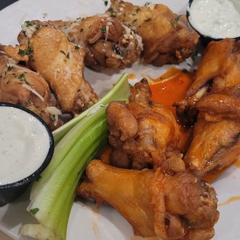 Manning's Restaurant - American Near Me - Clayton, North Carolina