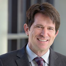 Neurosurgery One - Littleton - Dr. David VanSickle, neurosurgeon, practices out of Neurosurgery
One's Littleton office.