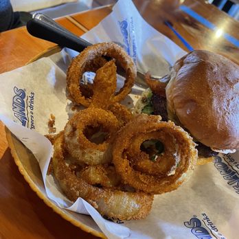 Islands Restaurant - Burgers Near Me - Long Beach, California Islands Restaurant - Burgers Near Me - Long Beach, California