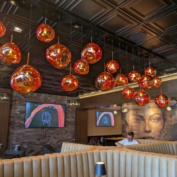 Amici Pizzeria & Bar - Dining room - Pizza Near Me - Reno, Nevada Amici Pizzeria & Bar - Dining room - Pizza Near Me - Reno, Nevada