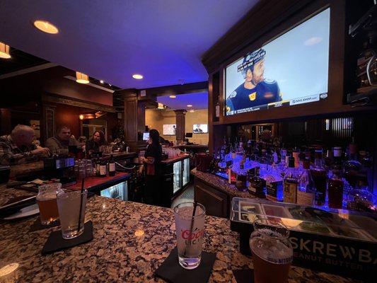 Rock & Rolls Sushi Lounge by null