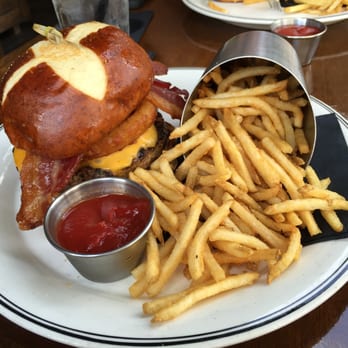 ProAbition - Bootlegger Burger - New American Near Me - Riverside, California