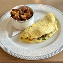 Heartwood House at Hyatt Regency Lost Pines - Pecan Smoked Brisket Omelet $20