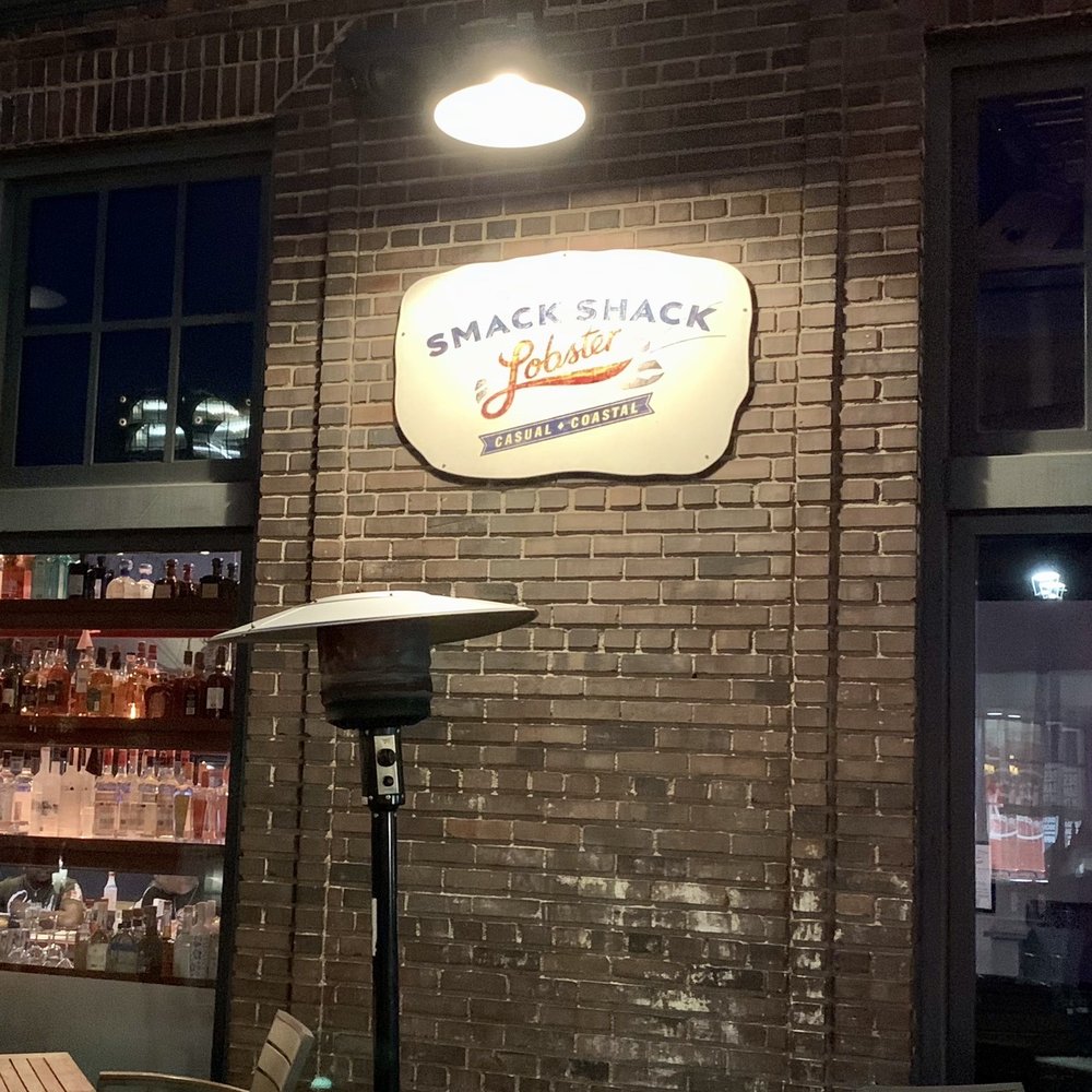 Smack Shack - Outdoor Dinning w/Heat-lamps - Seafood Near Me - Minneapolis, Minnesota Smack Shack - Outdoor Dinning w/Heat-lamps - Seafood Near Me - Minneapolis, Minnesota
