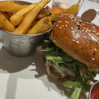 Gordon Ramsay Burger Las Vegas - Burgers Near Me - Las Vegas, Nevada Gordon Ramsay Burger Las Vegas - Burgers Near Me - Las Vegas, Nevada