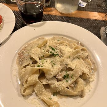 Oltre Mare - Mushroom pasta - Italian Near Me - San Diego, California