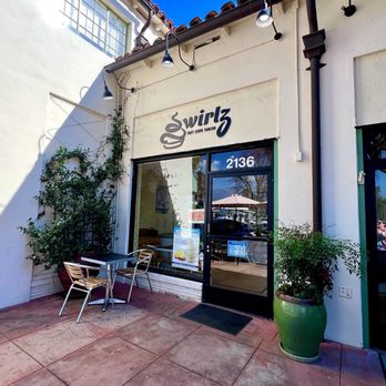 Swirlz Soft Serve Parlor - Entrance - Ice Cream & Frozen Yogurt Near Me - San Marino, California