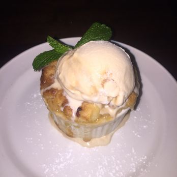 Yard House - Mini Apple cobbler - New American Near Me - West Nyack, New York Yard House - Mini Apple cobbler - New American Near Me - West Nyack, New York