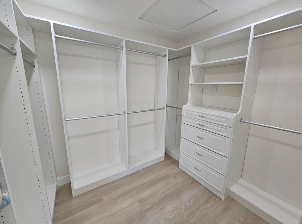 Slide of Level Contractor