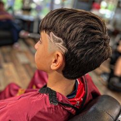 Cool Arrows Barbershop Spa
