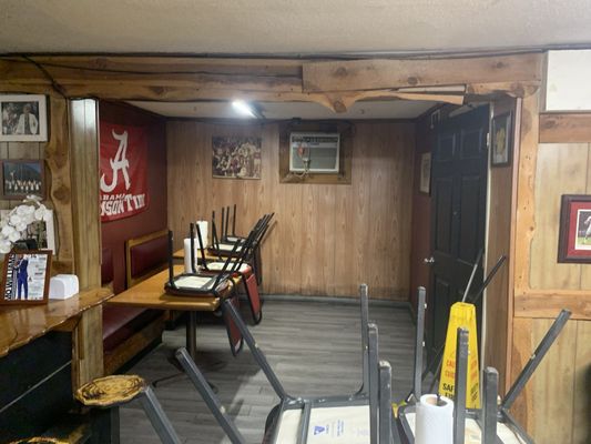 Archibald & Woodrow's BBQ by null