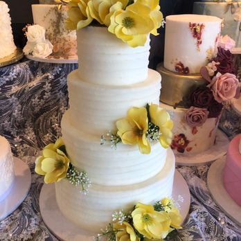 Tiffany's Bakery - Bakeries Near Me - Akron, Ohio