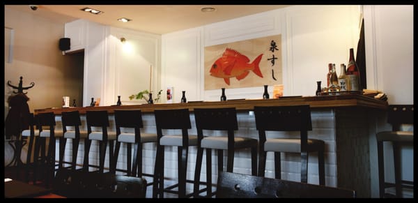 Izumi Sushi Plac Zbawiciela by null