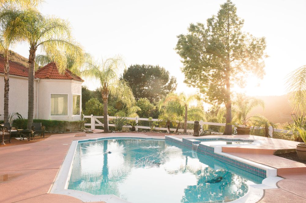 LOUS POOLS AND SPA Updated October 2024 Hemet, California Pool