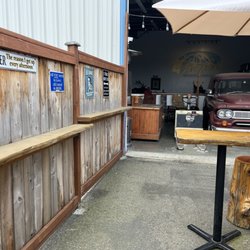 Elk Head Brewing Company - Patio area