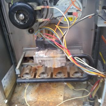 US Inspect - rusted out HVAC unit - Home Inspectors Near Me US Inspect - rusted out HVAC unit - Home Inspectors Near Me