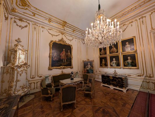 Schönbrunn Palace by null