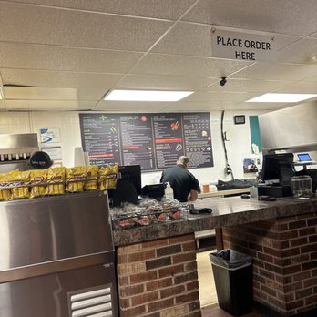 Larco Bros. Pizzeria - Order here! - Pizza Near Me - Auburn Hills, Michigan