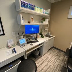 Cumming Vision Care - Examination room