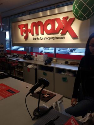 TJ MAXX - 25 Reviews - 6337 E Broadway Blvd, Tucson, Arizona