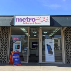 Metro by T-mobile - Outside Metro PCS