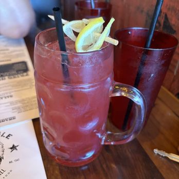 The Eagle Charlotte - Blackberry Lemonade Cocktail - Southern Near Me - Charlotte, North Carolina