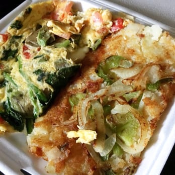 Cedar Park Cafe - California Omelet Platter with Vegetable Homefries - Breakfast & Brunch Near Me - Philadelphia, Pennsylvania Cedar Park Cafe - California Omelet Platter with Vegetable Homefries - Breakfast & Brunch Near Me - Philadelphia, Pennsylvania