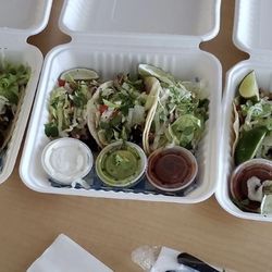 The Muncheria - Carne asada street tacos