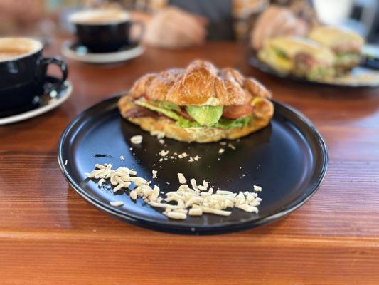 Le Petit Café Troutdale by null