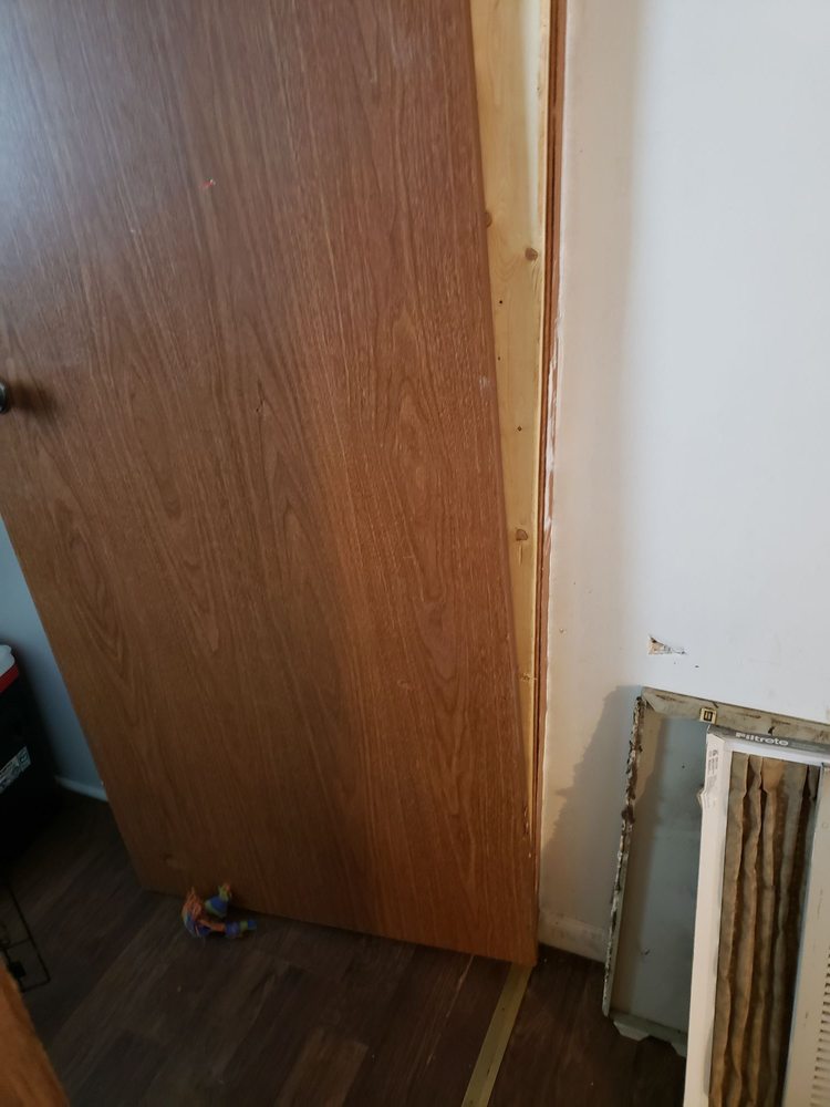 Slide of Roberts Handyman & Contracting