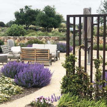 Niner Wine Estates - Wine Tasting Room Near Me - Paso Robles, California Niner Wine Estates - Wine Tasting Room Near Me - Paso Robles, California