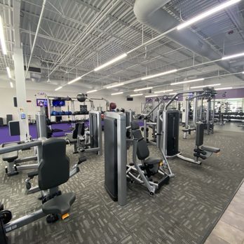 Anytime Fitness - Machines - Gyms Near Me - Bolingbrook, Illinois