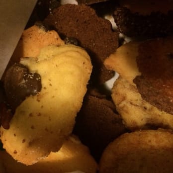 Bea's Bakery - Bakeries Near Me - Tarzana, California