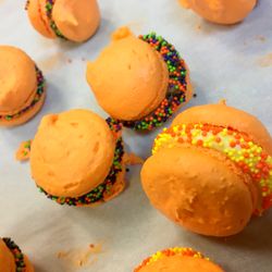 Truffles & Trifles - Macarons Class
