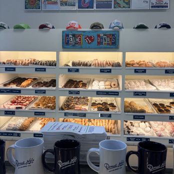 Donut Hole Bakery Cafe - Large donut selection - Donuts Near Me - Destin, Florida Donut Hole Bakery Cafe - Large donut selection - Donuts Near Me - Destin, Florida