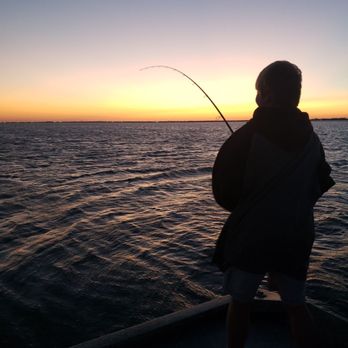 Titelines Guide Service - Sunset finish in Texas - Fishing Near Me - Rockport, Texas Titelines Guide Service - Sunset finish in Texas - Fishing Near Me - Rockport, Texas