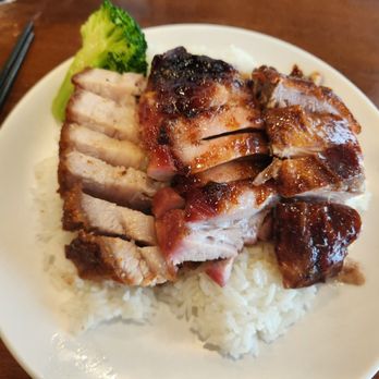 HK B.B.Q. Master - Rice 0late with roast pork, bbq pork and roast duck - Barbeque Near Me - Richmond, British Columbia HK B.B.Q. Master - Rice 0late with roast pork, bbq pork and roast duck - Barbeque Near Me - Richmond, British Columbia
