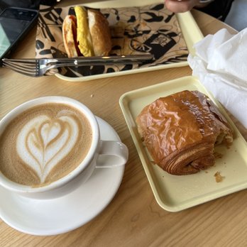 Goosecup - Lavender latte, chocolate croissant, egg and cheese sandwich - Coffee & Tea Near Me - Leesburg, Virginia Goosecup - Lavender latte, chocolate croissant, egg and cheese sandwich - Coffee & Tea Near Me - Leesburg, Virginia
