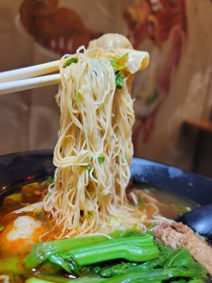 Win Kee HK BBQ & Noodle by null