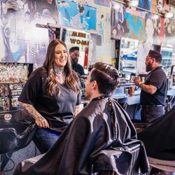 Floyd's 99 Barbershop