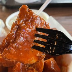 Warrior Wings - If you're not in the mood to get your fingers messy, then check out the size of these chunks!  Delicious.