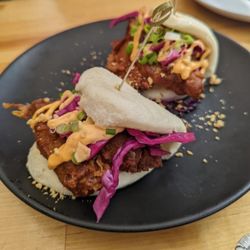 Ba Sa - Chicken sandwich.